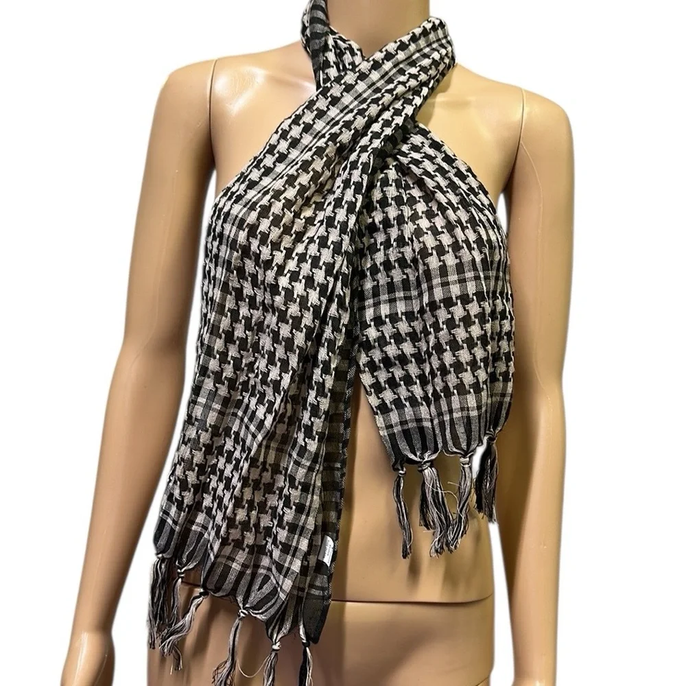 Houndstooth Cream and Black Lightweight Woven Scarf with Fringe 59” x 14”